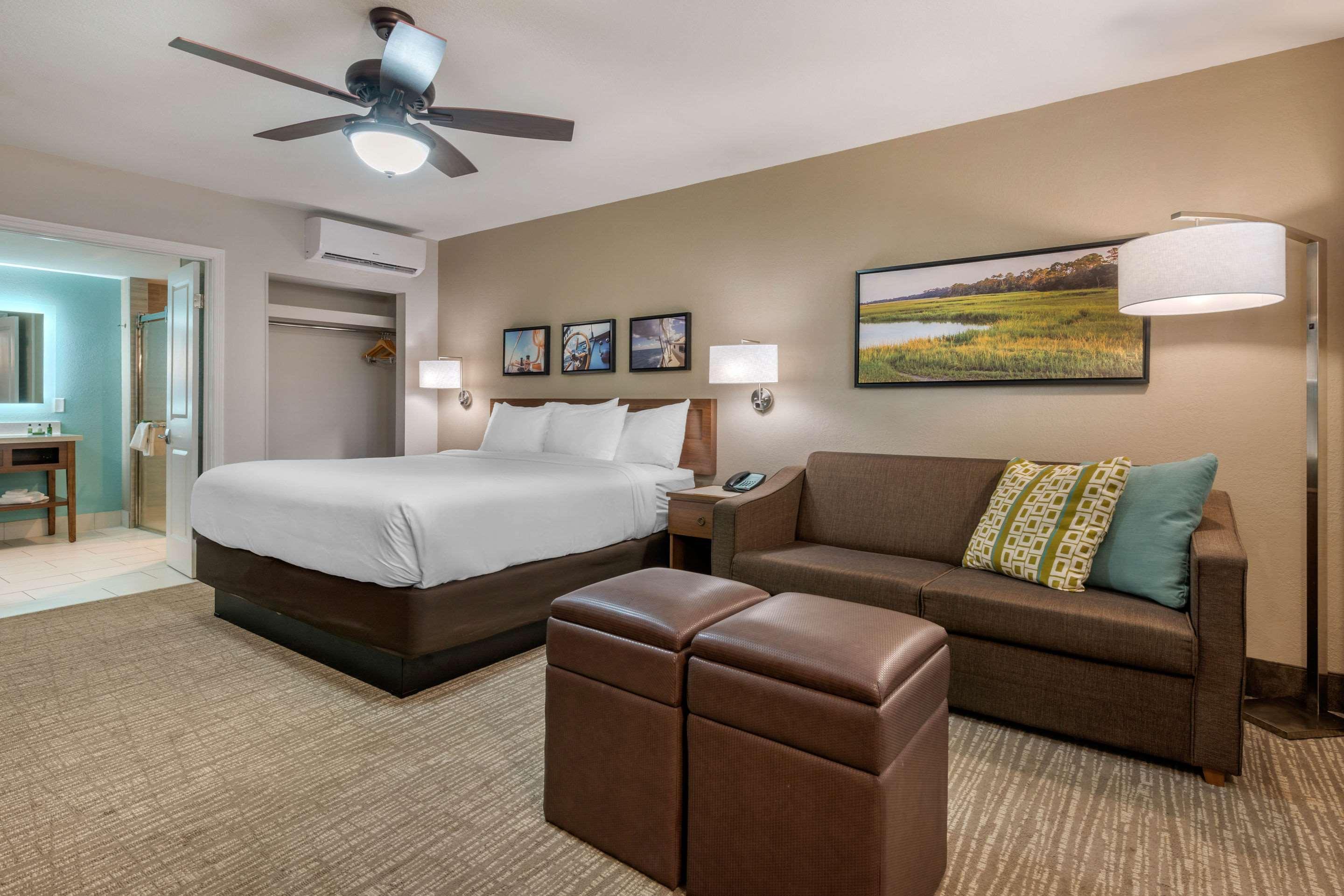Seafarer Inn & Suites, Ascend Hotel Collection Jekyll Island Bagian luar foto