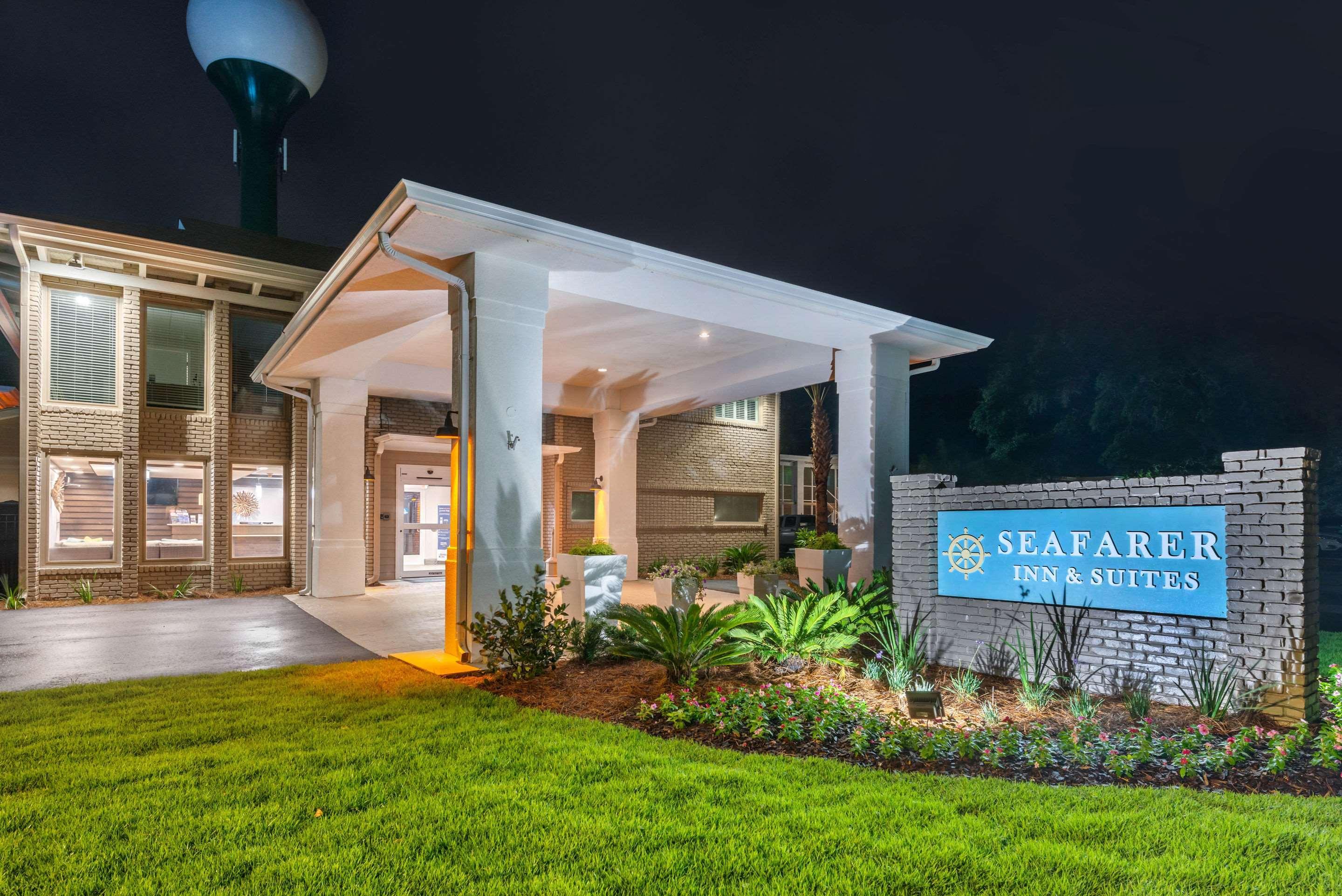 Seafarer Inn & Suites, Ascend Hotel Collection Jekyll Island Bagian luar foto