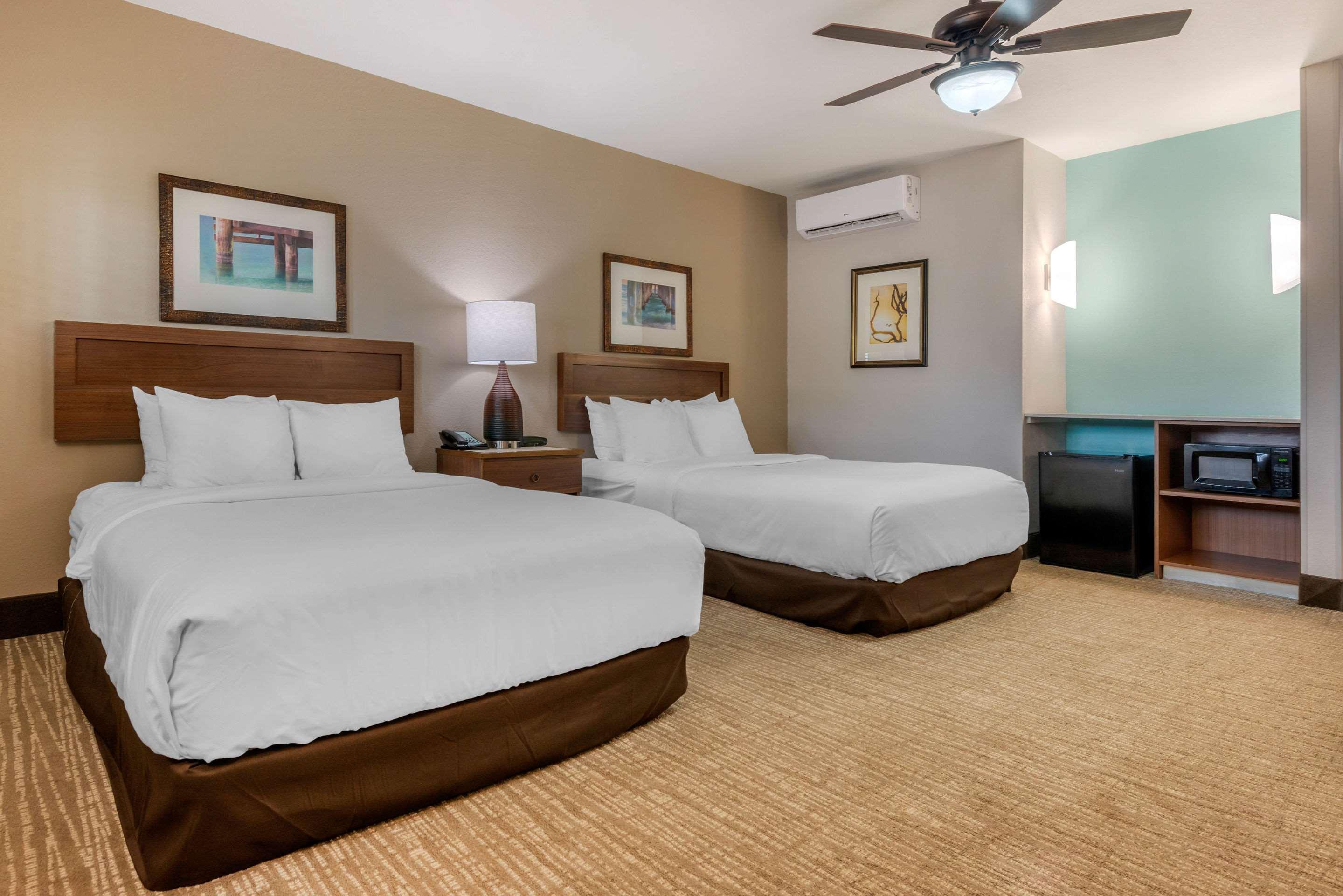 Seafarer Inn & Suites, Ascend Hotel Collection Jekyll Island Bagian luar foto