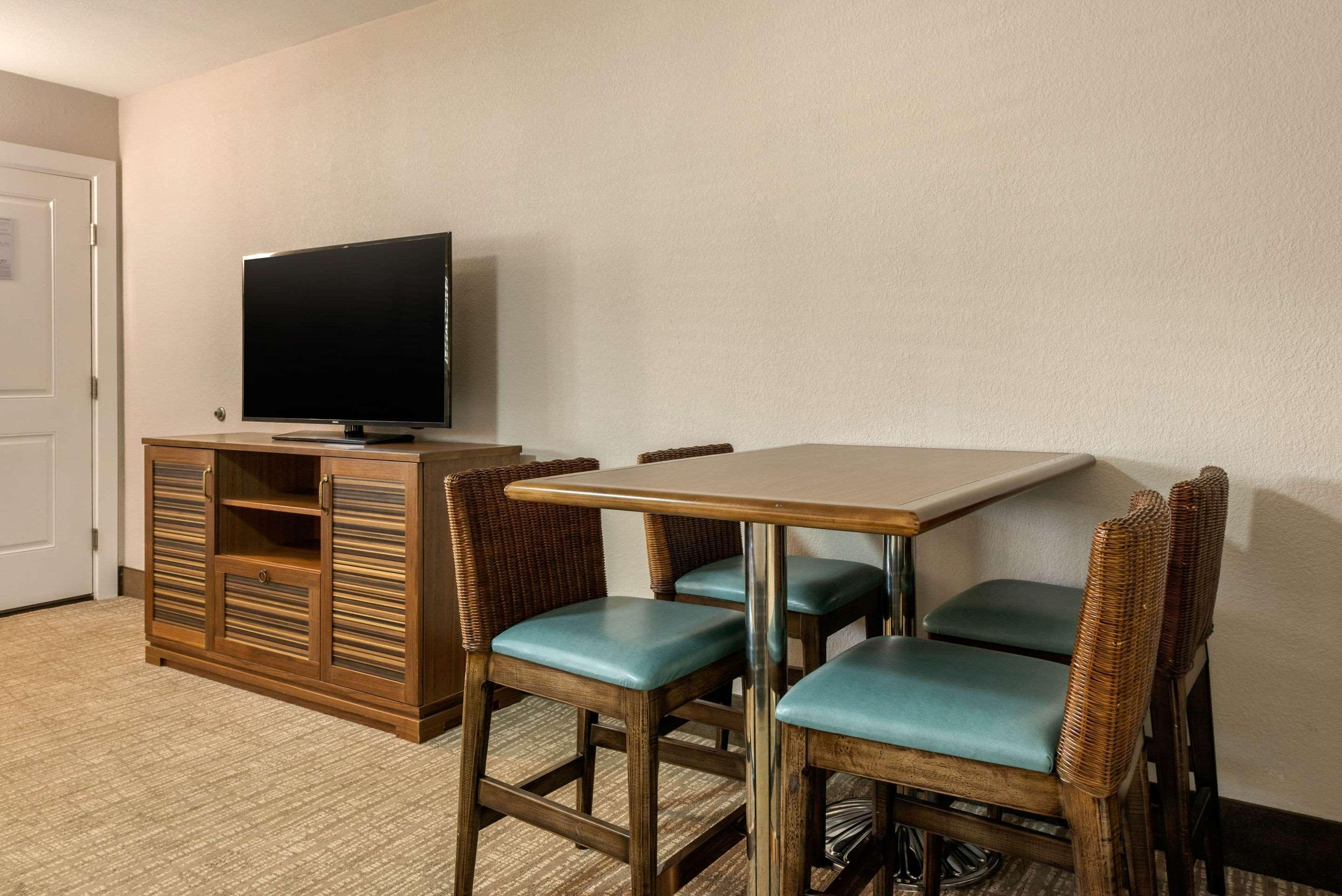 Seafarer Inn & Suites, Ascend Hotel Collection Jekyll Island Bagian luar foto