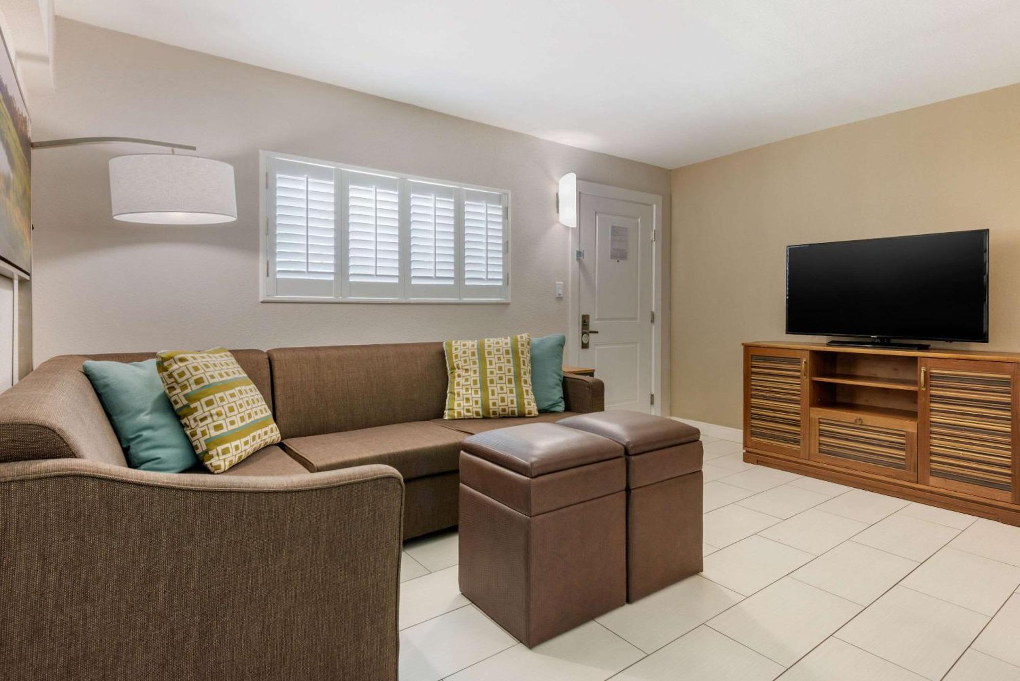 Seafarer Inn & Suites, Ascend Hotel Collection Jekyll Island Bagian luar foto