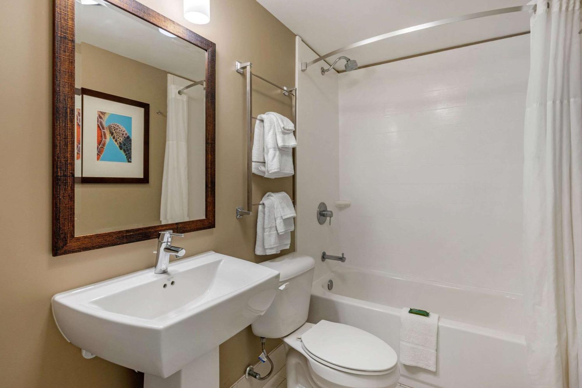 Seafarer Inn & Suites, Ascend Hotel Collection Jekyll Island Bagian luar foto